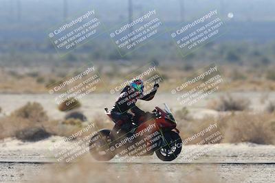 media/Nov-02-2025-CVMA (Sun) [[337aff29ab]]/Race 11-Amateur Supersport Open/